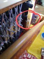 Loose pin on air  button side.jpg