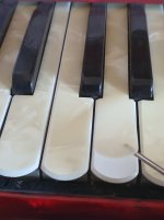 pianokey800.jpg